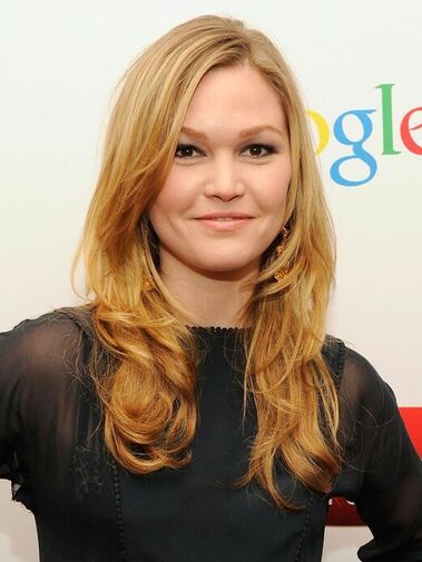 Julia Stiles